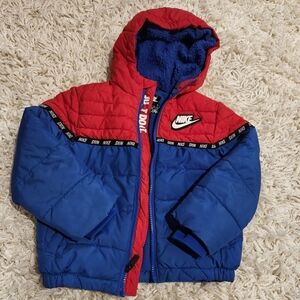Nike Little boys 5 winter coat blue and red